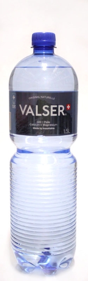 Valser naturelle blau ohne Co2  EW PET